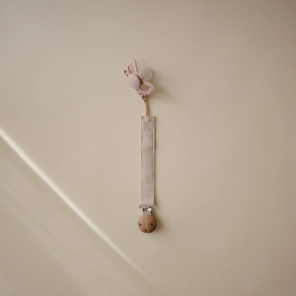 Mushie Pacifier Clip